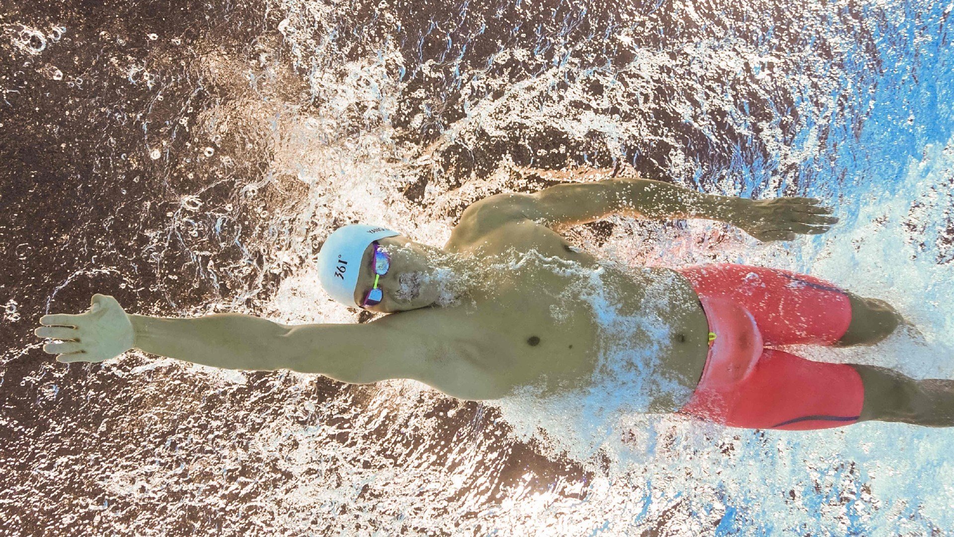 “激烈的季后赛对决：一场“命运之战”的幕后故事”，命运之轮全球总决赛回放